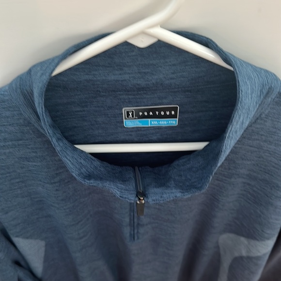 PGA TOUR lightweight 1/4 zip - Picture 2 of 3